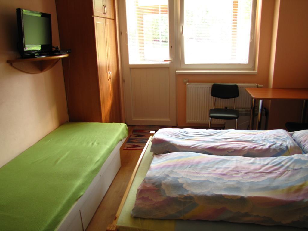Privat Ave Villa Liptovsky Trnovec Room photo