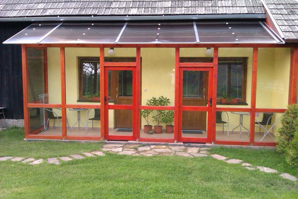 Privat Ave Villa Liptovsky Trnovec Room photo